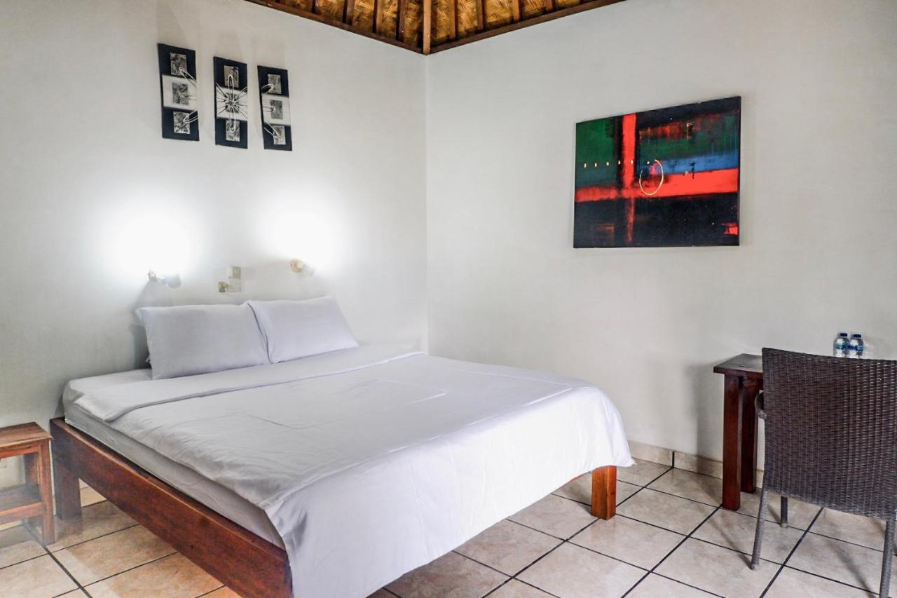 Guest House Ocean Sun Tulamben Extérieur photo